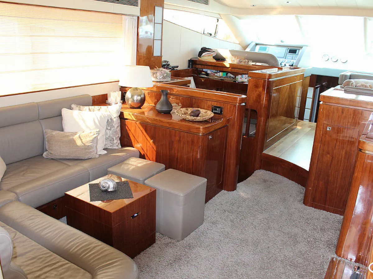 Elegance 60 Fly - Lifestyle  - Internal image