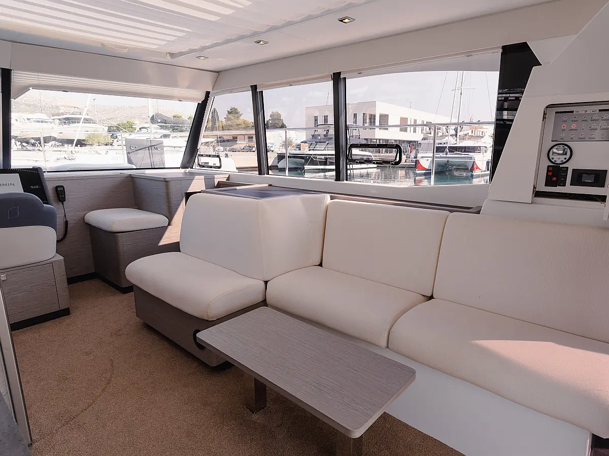 Fountaine Pajot MY4.S - DANA  - Unutrašnja slika