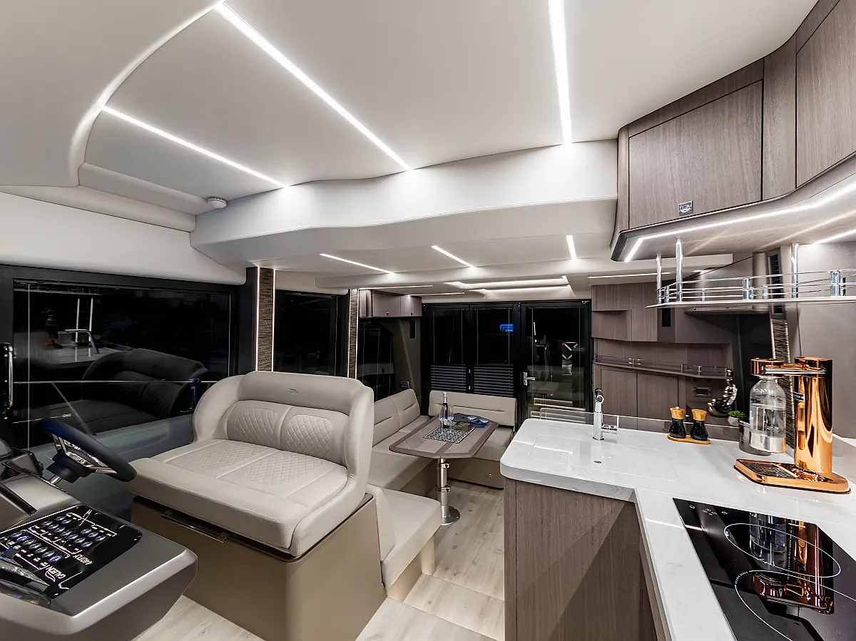 Galeon 440 Fly - FG Star Mini  - Internal image