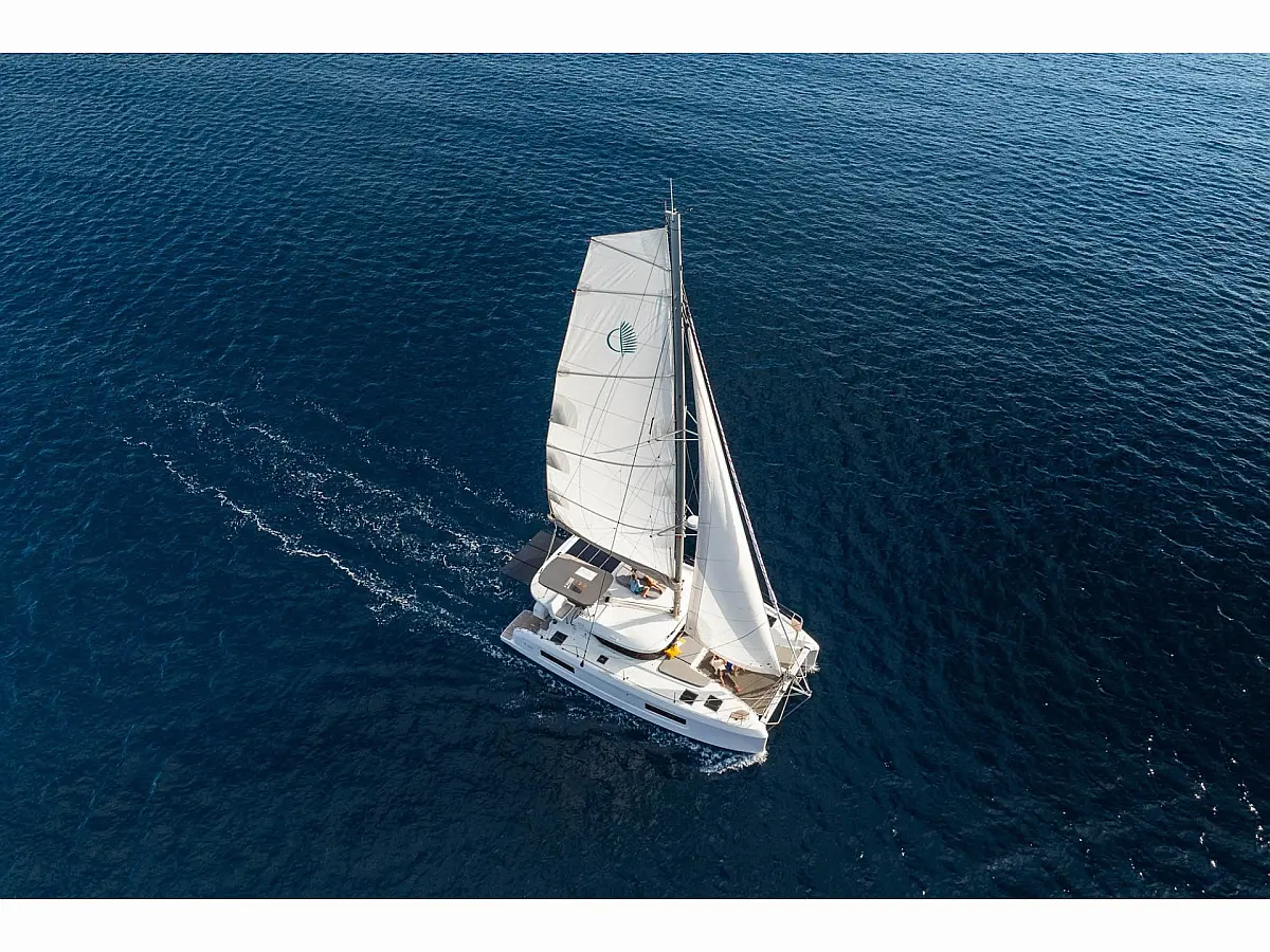 Lagoon 38
