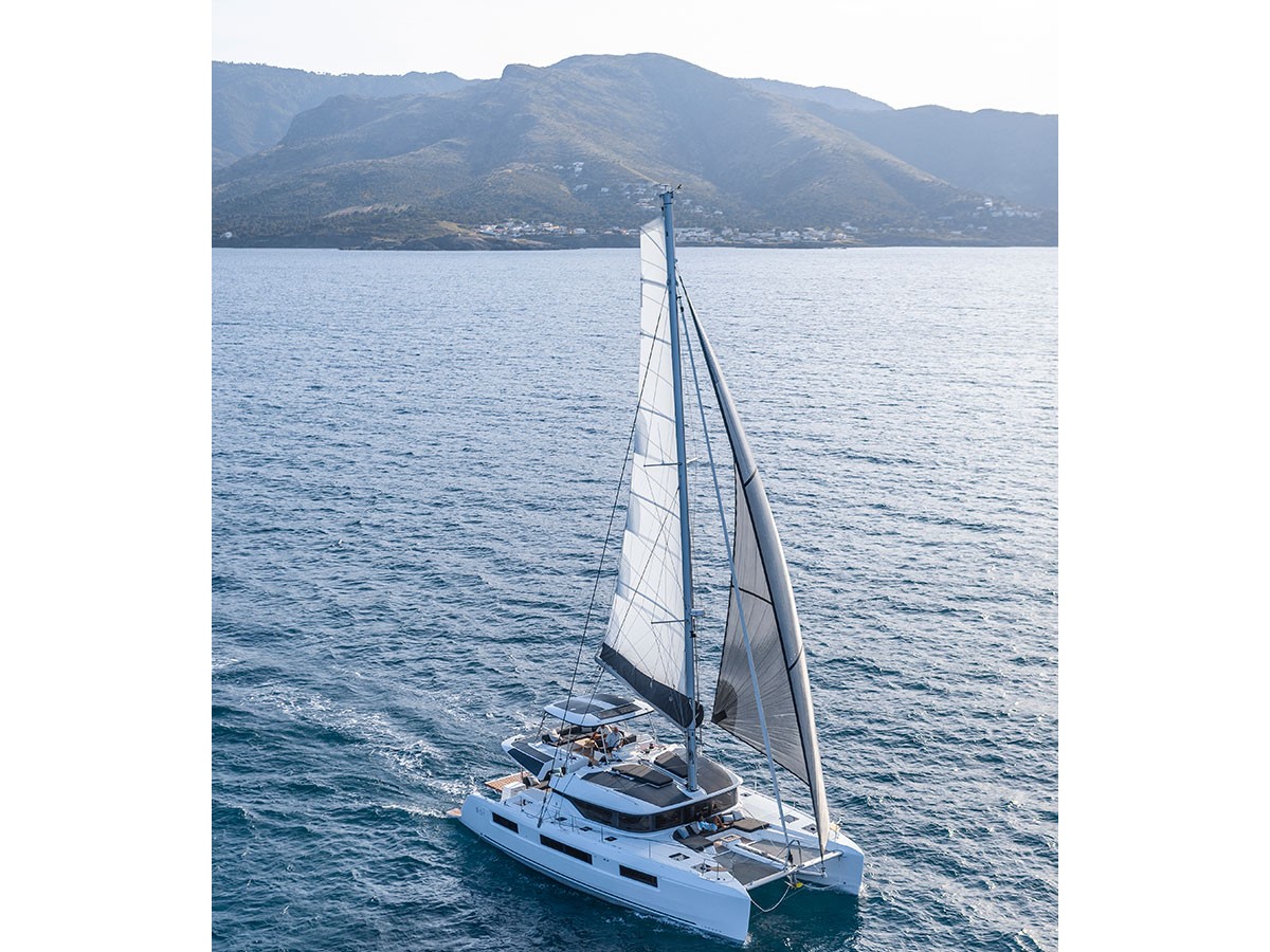 Lagoon 51