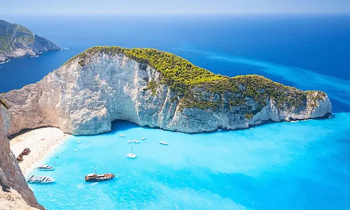 Esplora le meraviglie del mare con i nostri itinerari esclusivi 