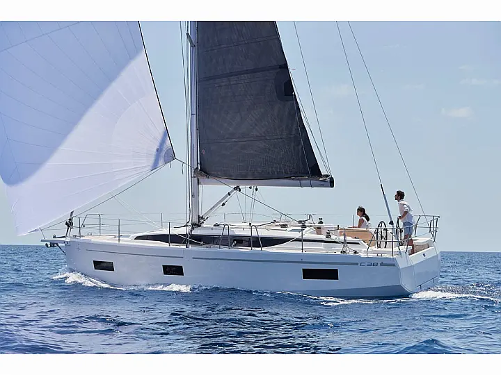 Bavaria C38 - VELIKA LUKA  - External image