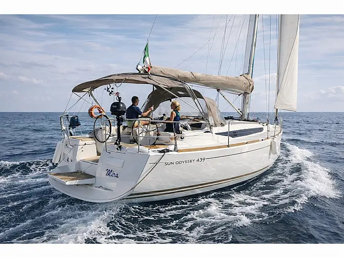 Sun Odyssey 439