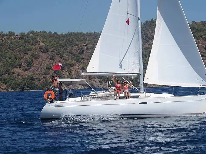 Oceanis 37