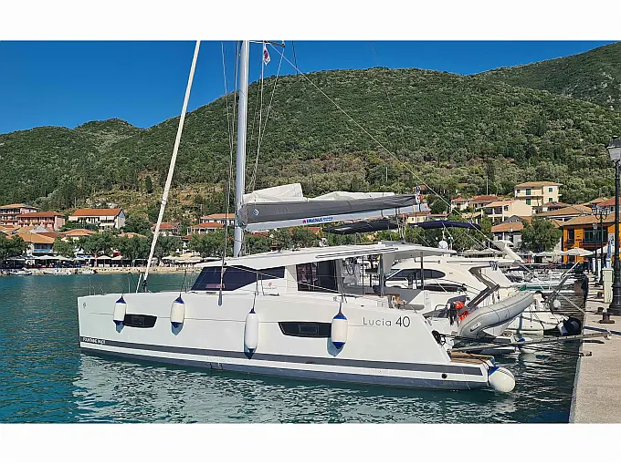 Lucia 40 /4cbs