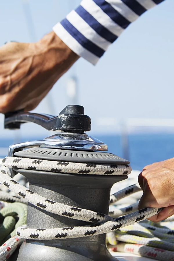 9900 yacht charters, 1200 fleets in 120 locations