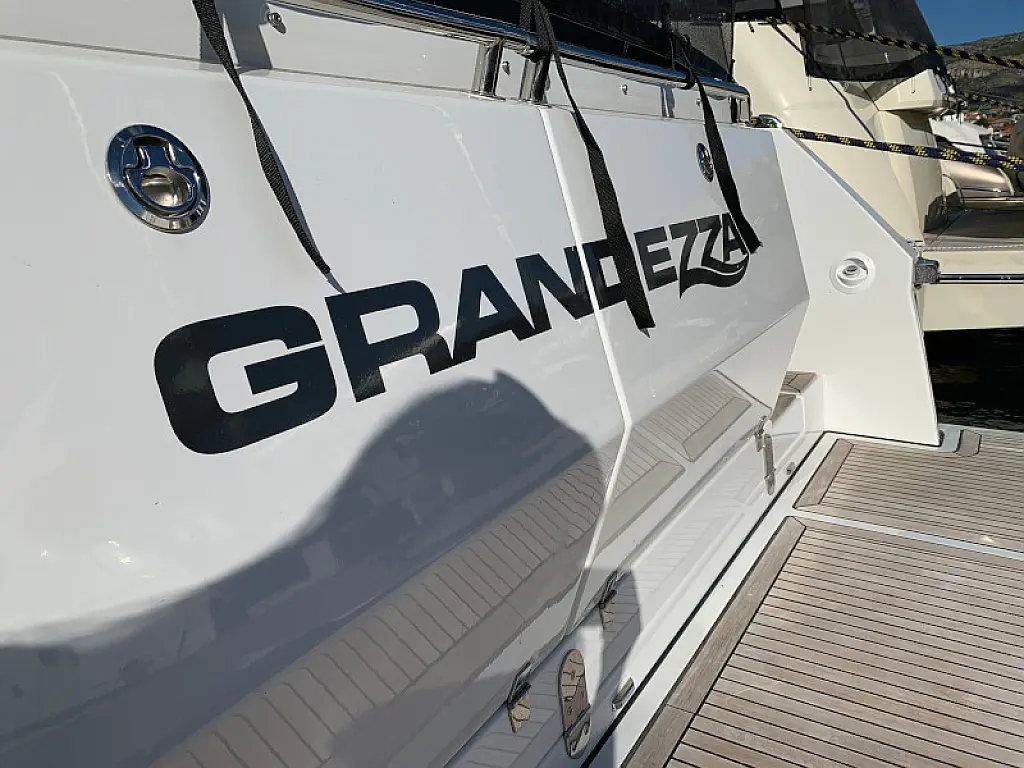 Grandezza 37CA - 