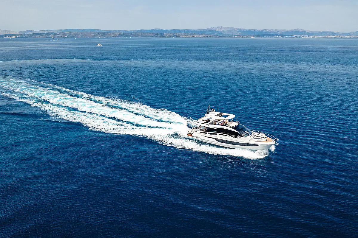 Galeon 640 Fly - 