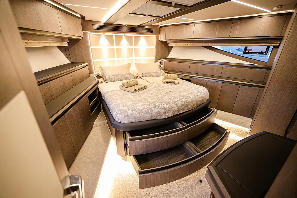 Galeon 640 Fly - 