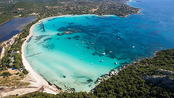 Catamaran and sailing boat rental in Corsica 