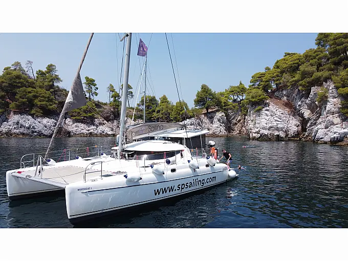 Athena 38